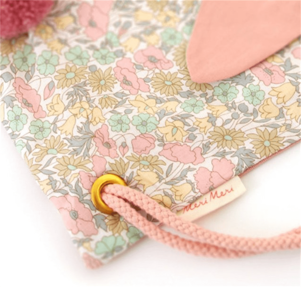 Çiçekli Tavşanlı Sırt Çantası resmi