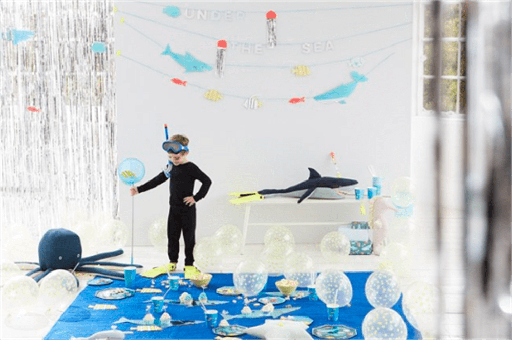 Köpek Balığı Folyo Balon resmi